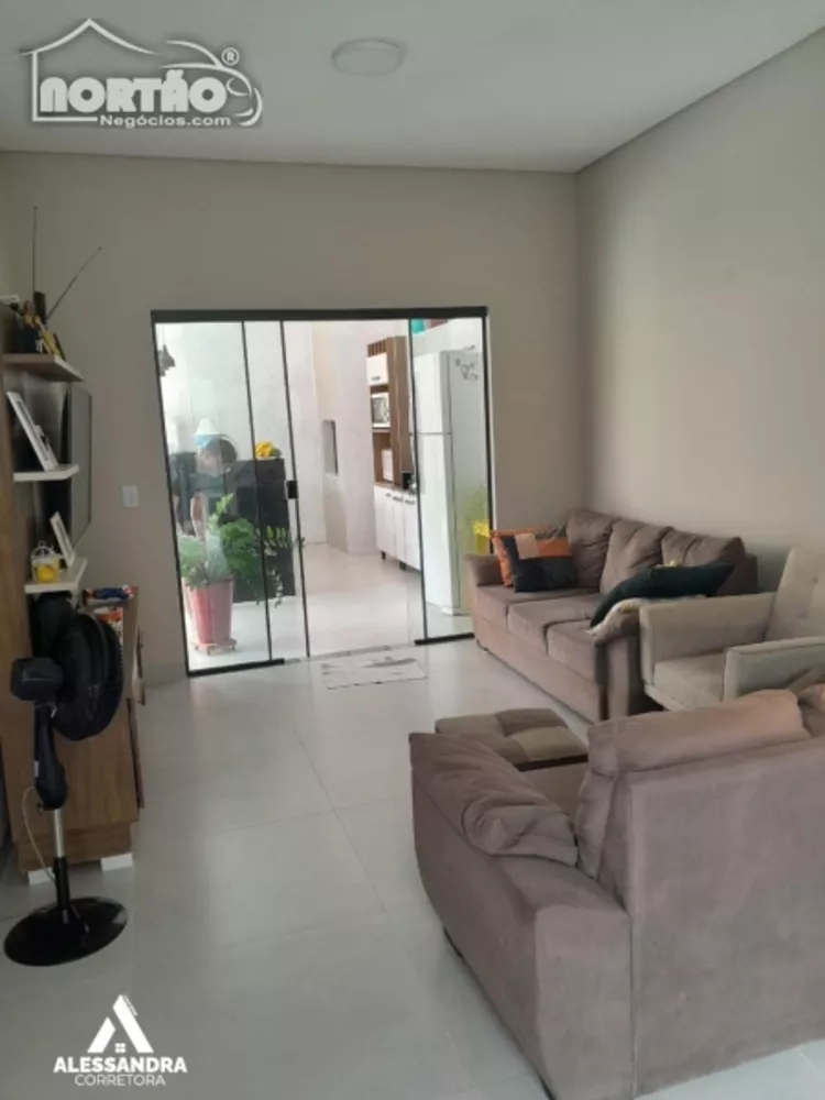 Casa à venda com 5 quartos, 120m² - Foto 4