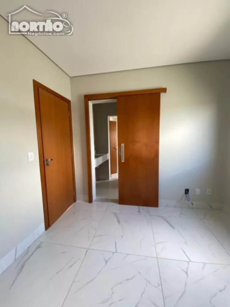 Casa à venda com 3 quartos, 145m² - Foto 8