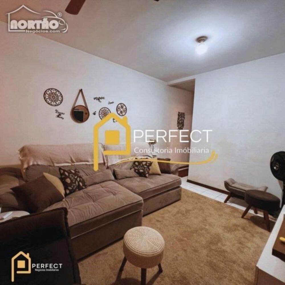 Casa à venda com 4 quartos, 150m² - Foto 2