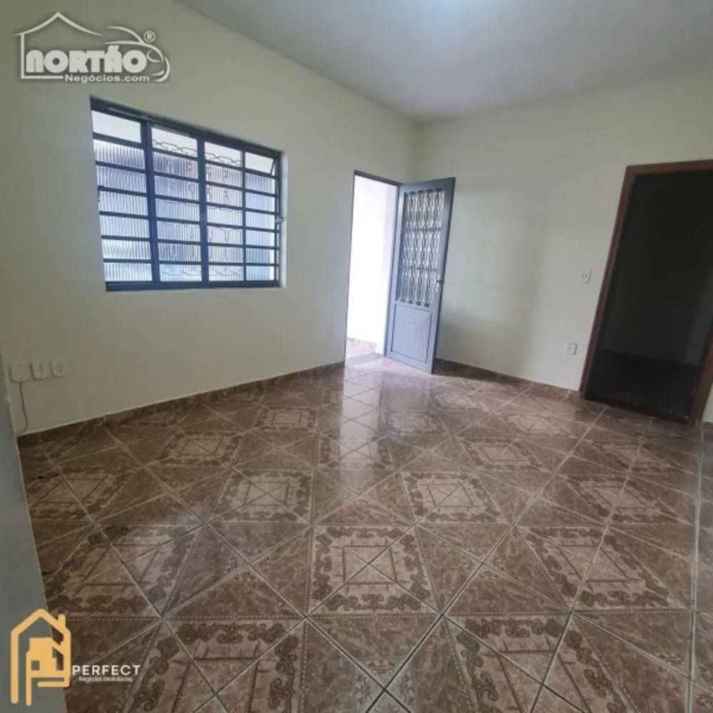 Casa à venda com 4 quartos, 140m² - Foto 4