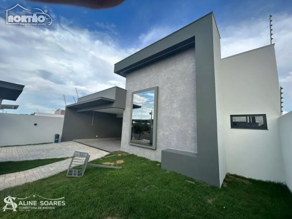 Casa à venda com 4 quartos, 150m² - Foto 4