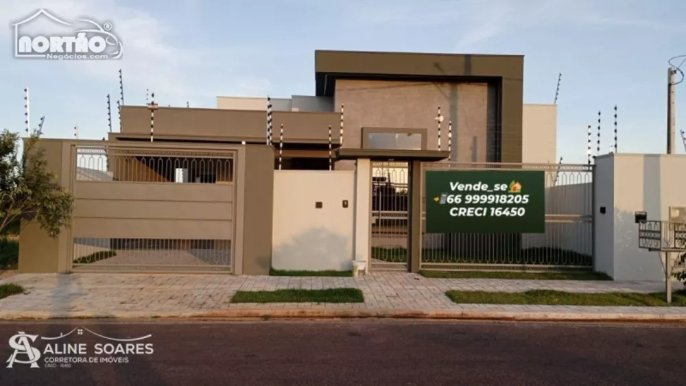 Casa à venda com 4 quartos, 150m² - Foto 1