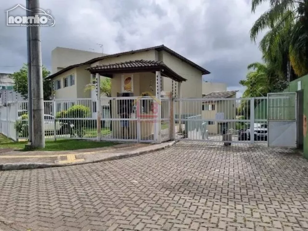 Casa à venda com 3 quartos, 60m² - Foto 3