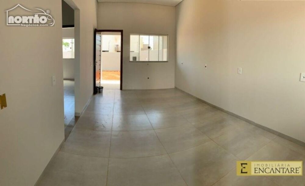 Casa, 3 quartos, 75 m² - Foto 2