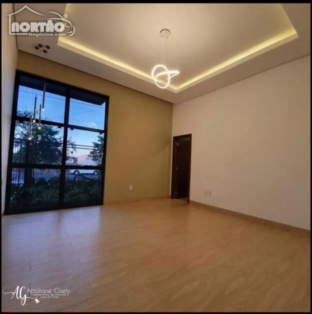 Casa à venda com 3 quartos, 170m² - Foto 3