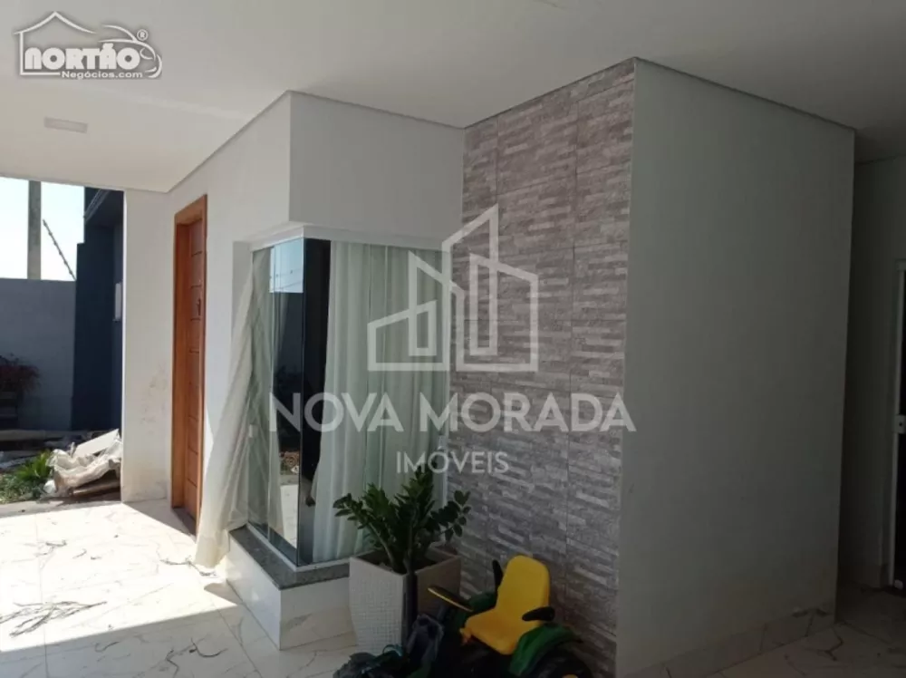 Casa à venda com 4 quartos, 133m² - Foto 4