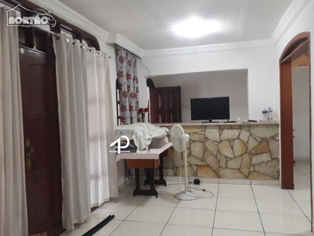 Casa, 5 quartos, 280 m² - Foto 1