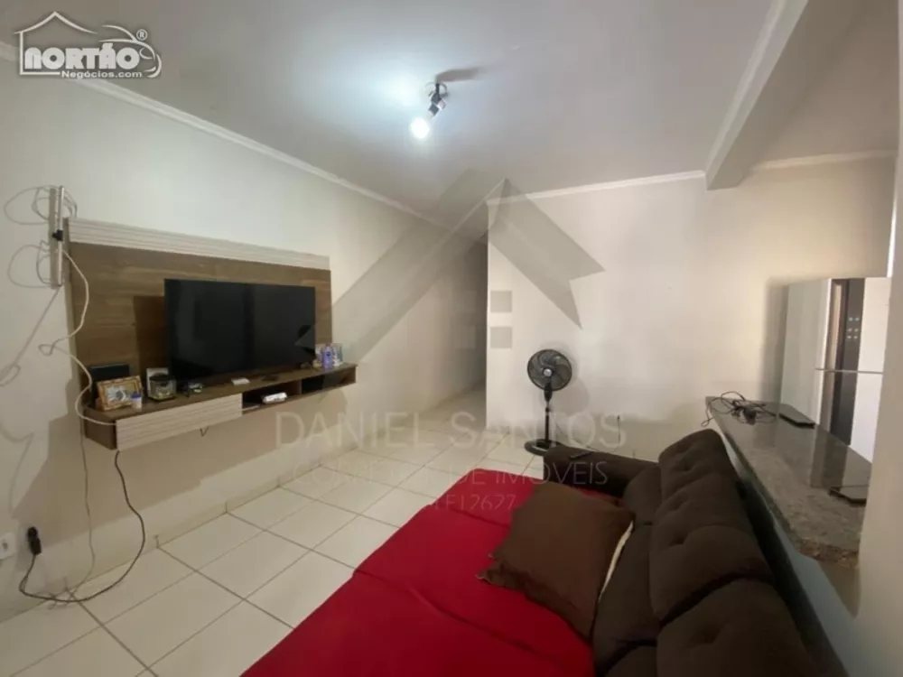 Casa à venda com 2 quartos, 120m² - Foto 6