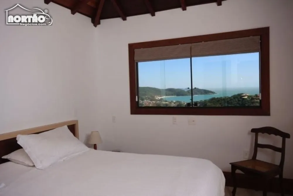 Casa, 8 quartos, 1800 m² - Foto 16