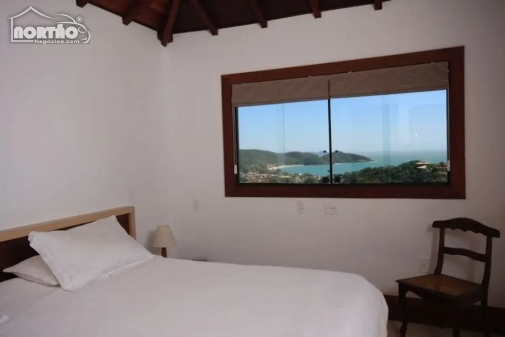 Casa, 8 quartos, 1800 m² - Foto 17