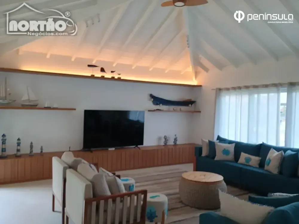 Casa, 2 quartos, 242 m² - Foto 4
