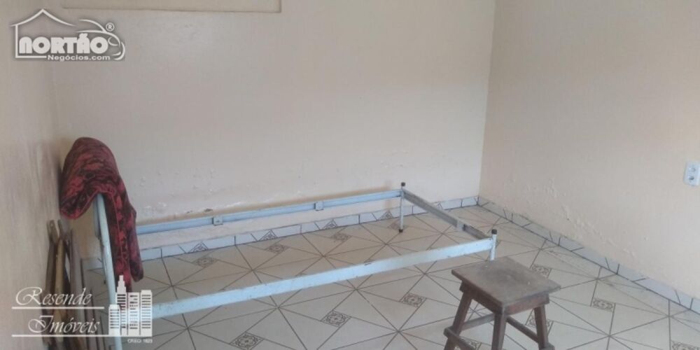 Casa à venda com 8 quartos, 450m² - Foto 9