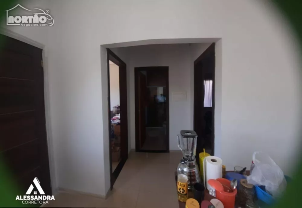 Casa à venda com 3 quartos, 80m² - Foto 4