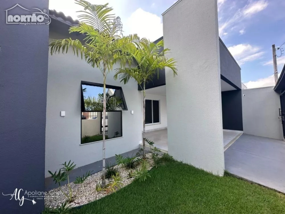 Casa à venda com 3 quartos, 123m² - Foto 1