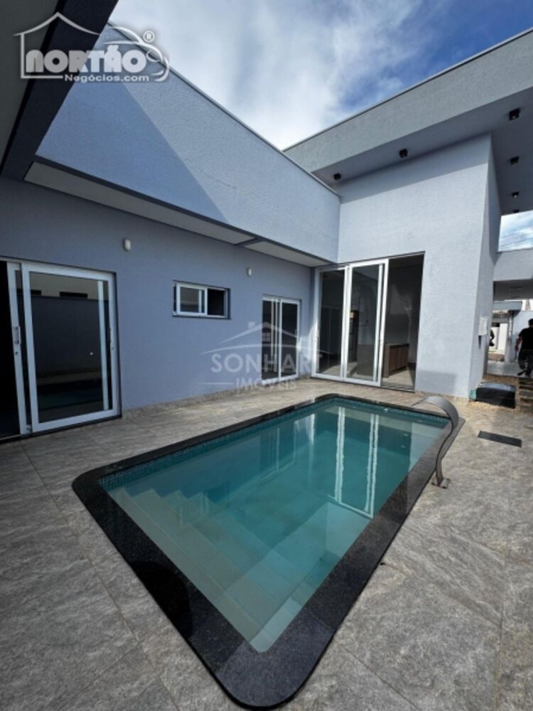 Casa à venda com 2 quartos, 205m² - Foto 9