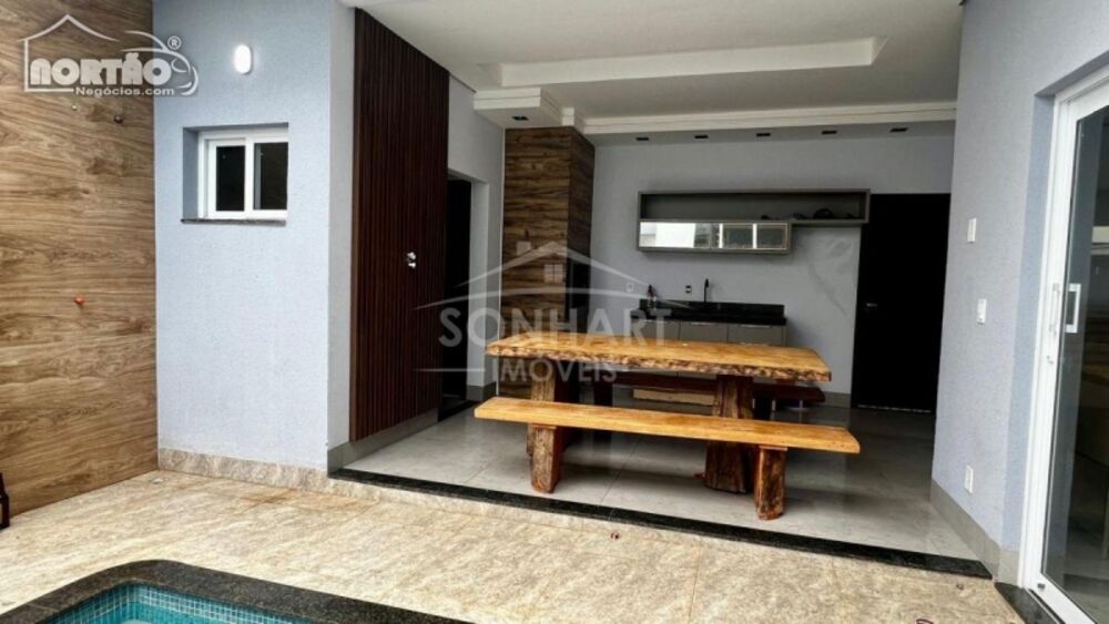 Casa à venda com 2 quartos, 205m² - Foto 7