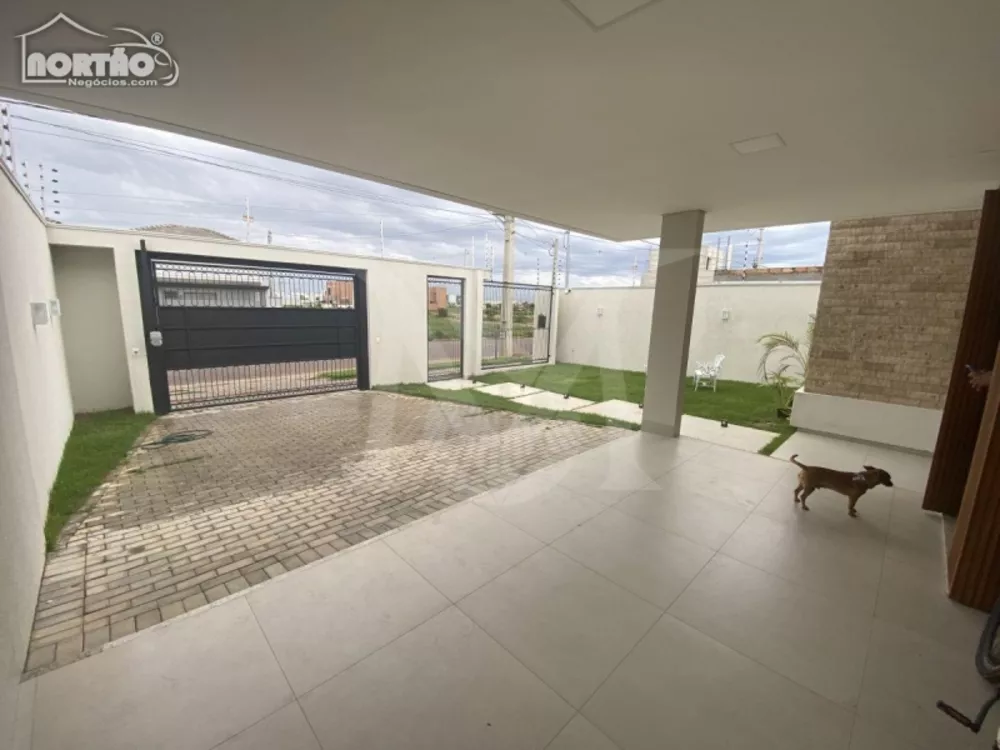 Casa à venda com 3 quartos, 175m² - Foto 3