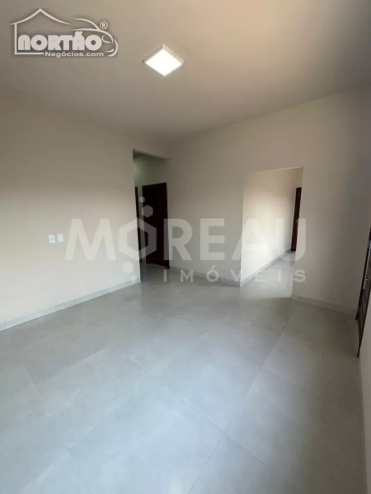 Casa à venda com 3 quartos, 71m² - Foto 3