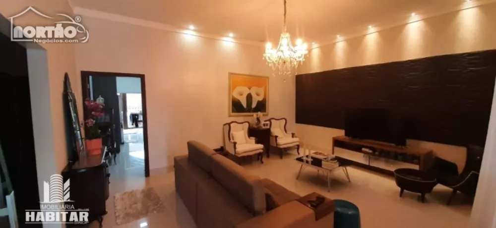 Casa à venda com 2 quartos, 230m² - Foto 3