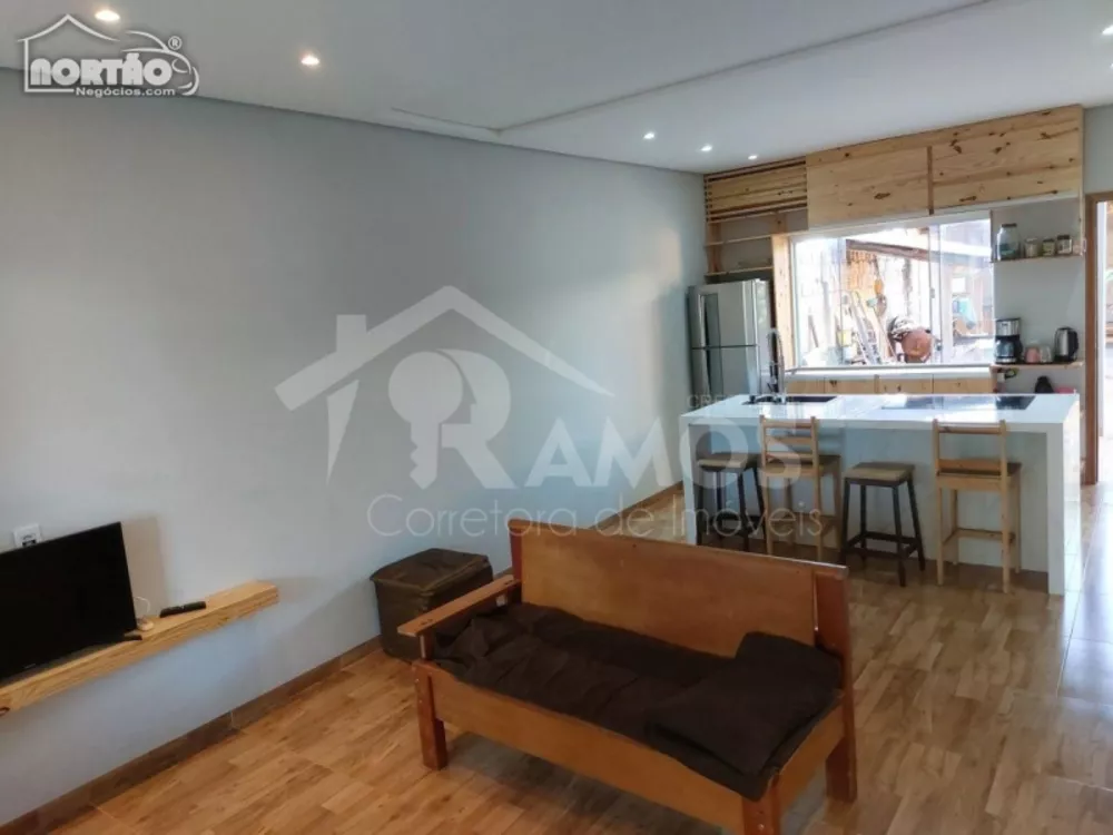 Casa à venda com 4 quartos, 144m² - Foto 4