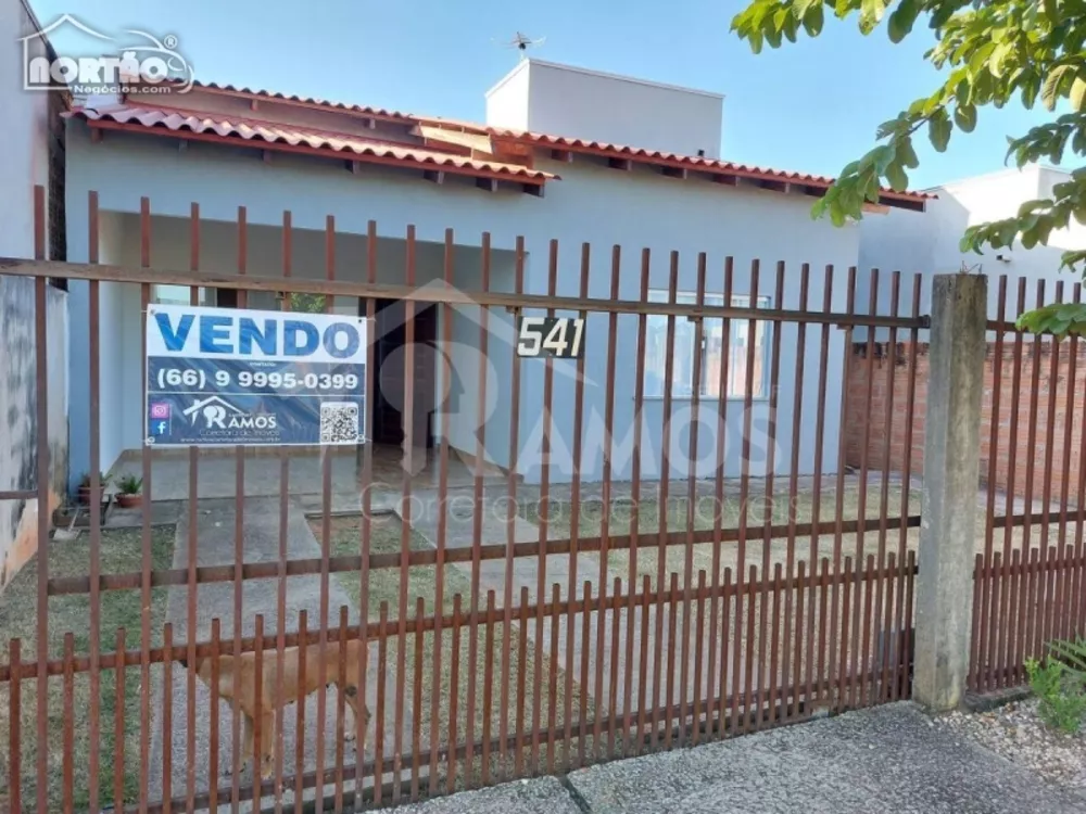 Casa à venda com 4 quartos, 144m² - Foto 2