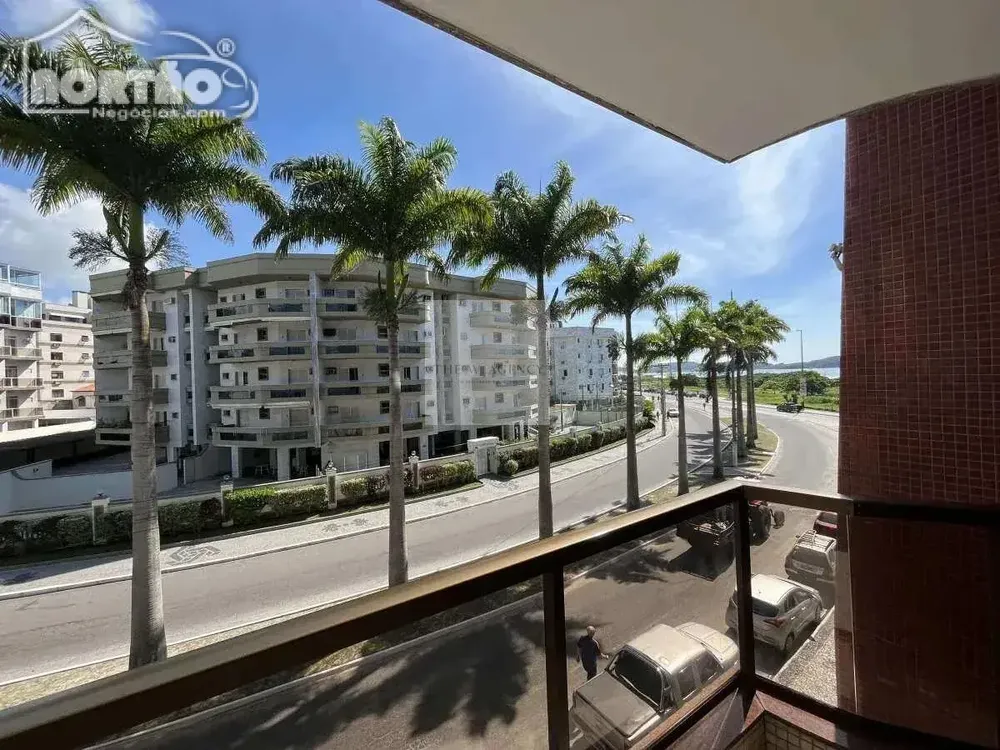 Casa, 4 quartos, 185 m² - Foto 1