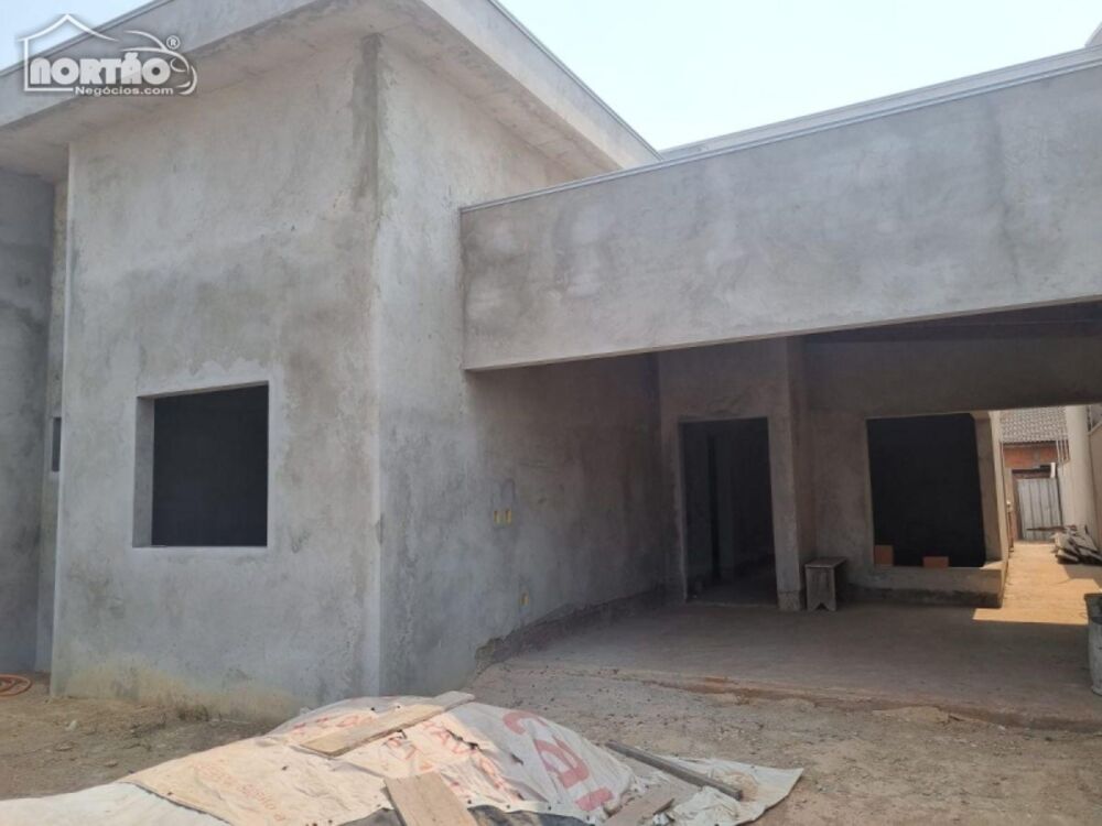 Casa, 4 quartos, 131 m² - Foto 2
