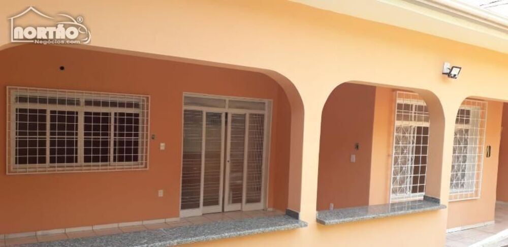 Casa à venda com 3 quartos, 441m² - Foto 2