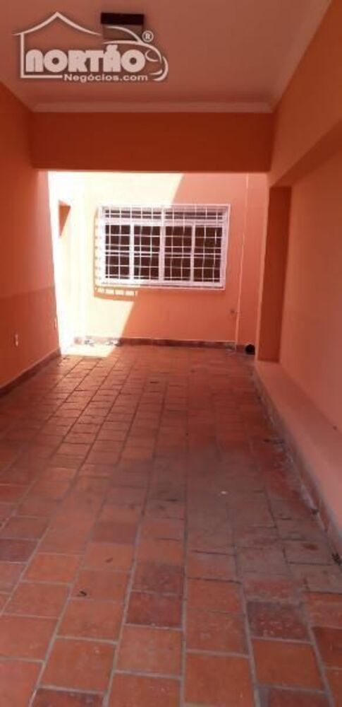 Casa à venda com 3 quartos, 441m² - Foto 3