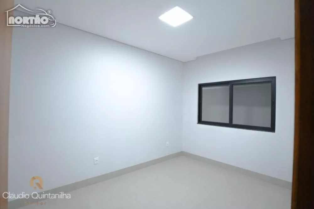 Casa à venda com 4 quartos, 121m² - Foto 8