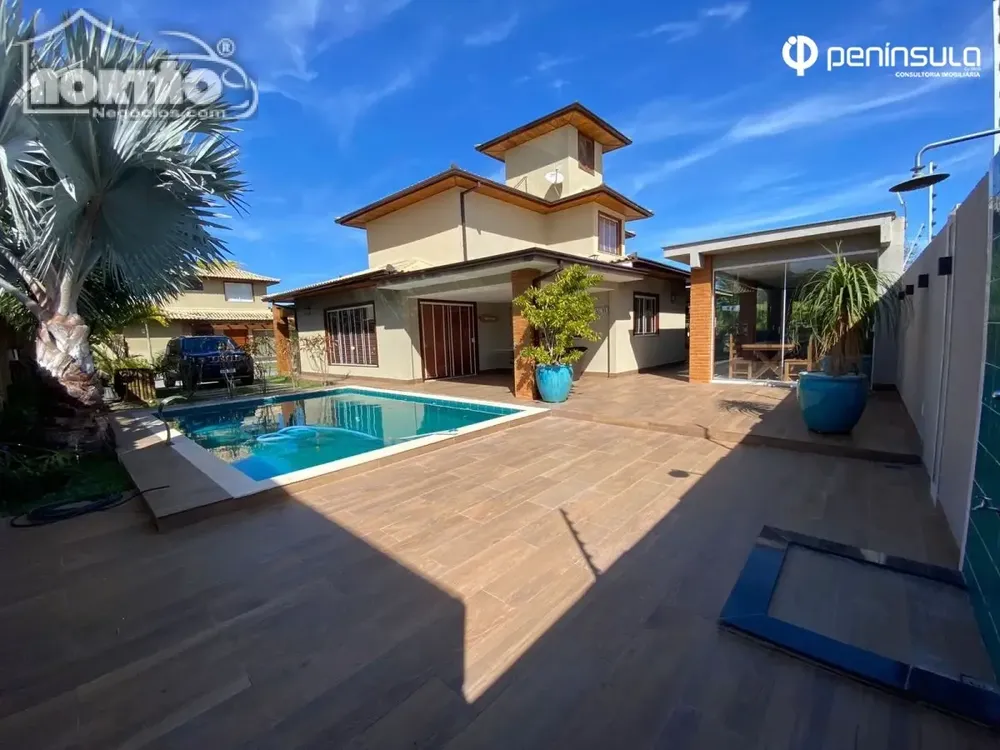 Casa, 5 quartos, 155 m² - Foto 1