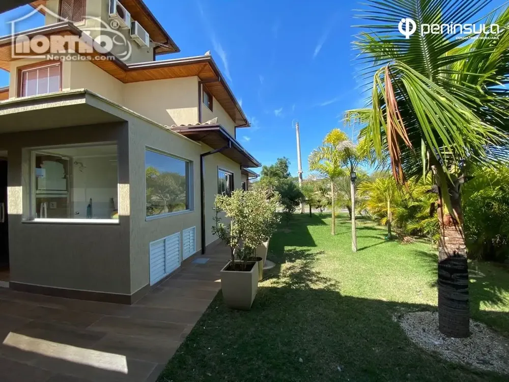 Casa, 5 quartos, 155 m² - Foto 4