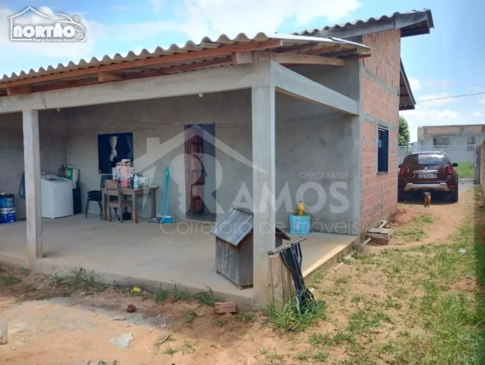 Casa à venda com 3 quartos, 110m² - Foto 3