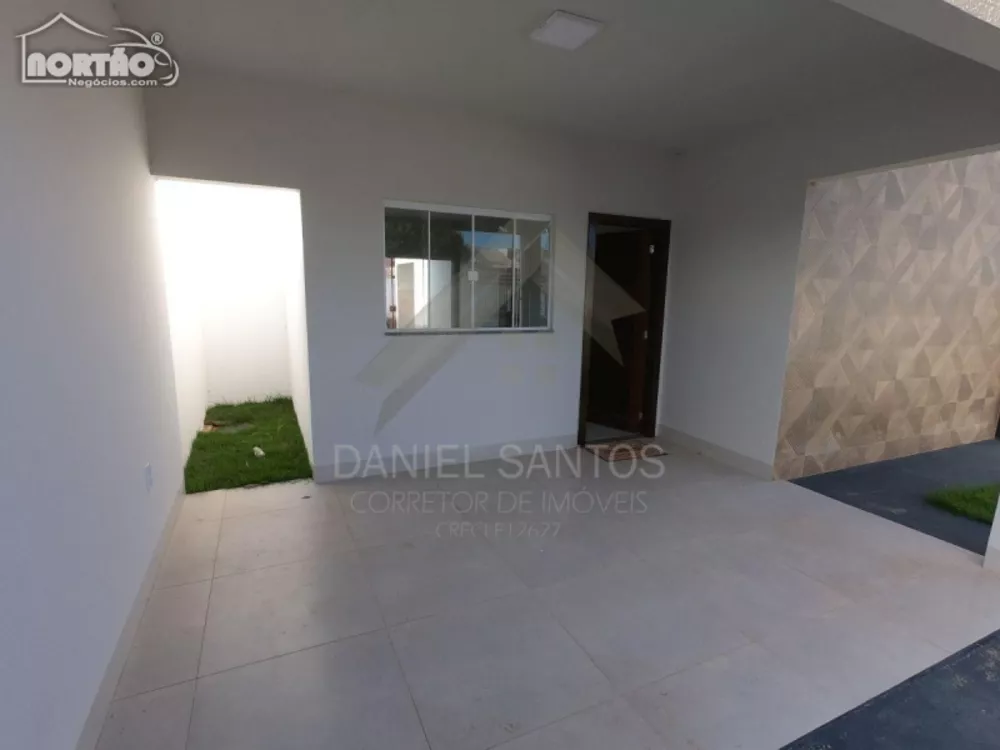 Casa à venda com 3 quartos, 98m² - Foto 4