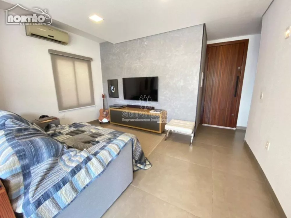 Casa à venda com 3 quartos, 136m² - Foto 2