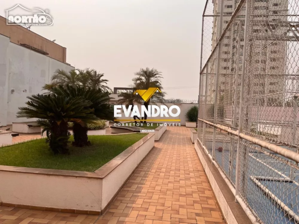 Casa à venda com 3 quartos, 240m² - Foto 4