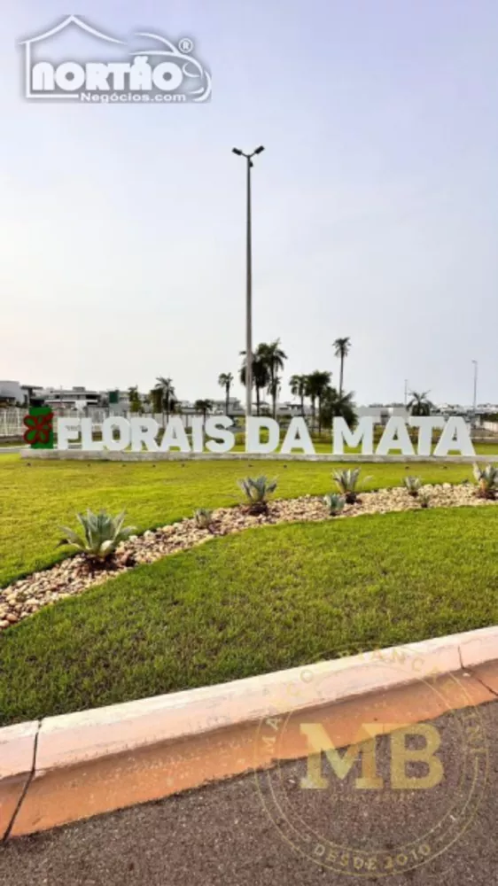 Casa à venda com 3 quartos, 220m² - Foto 2