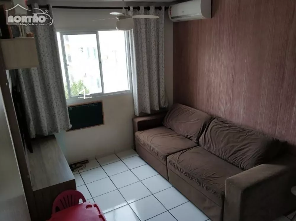 Casa à venda com 2 quartos, 50m² - Foto 1