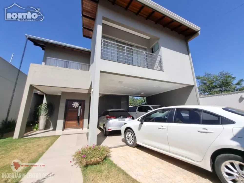 Casa à venda com 5 quartos, 286m² - Foto 3