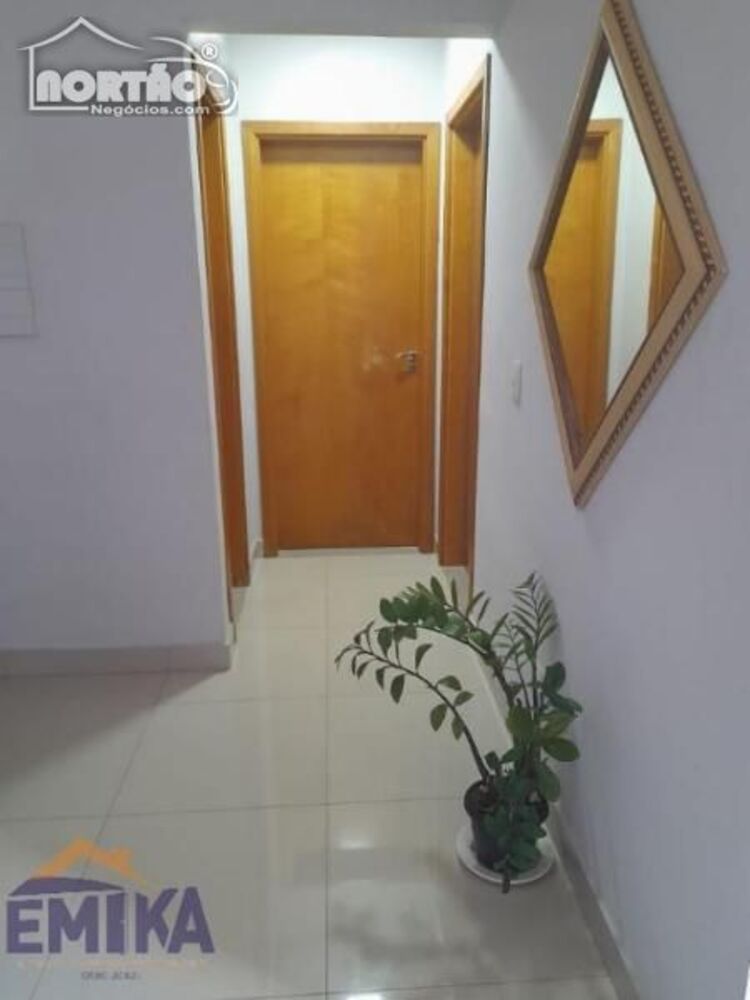 Casa à venda com 2 quartos, 63m² - Foto 6