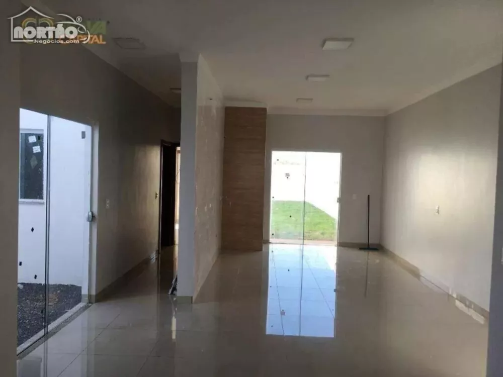 Casa à venda com 4 quartos, 117m² - Foto 4