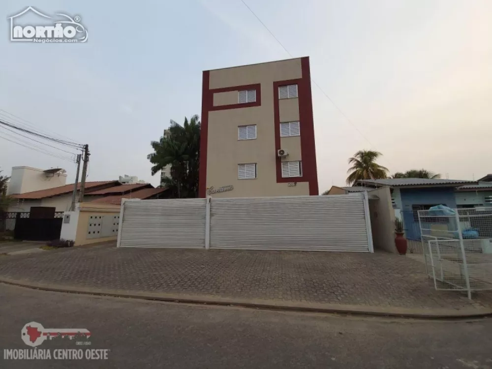 Casa à venda com 3 quartos, 60m² - Foto 1