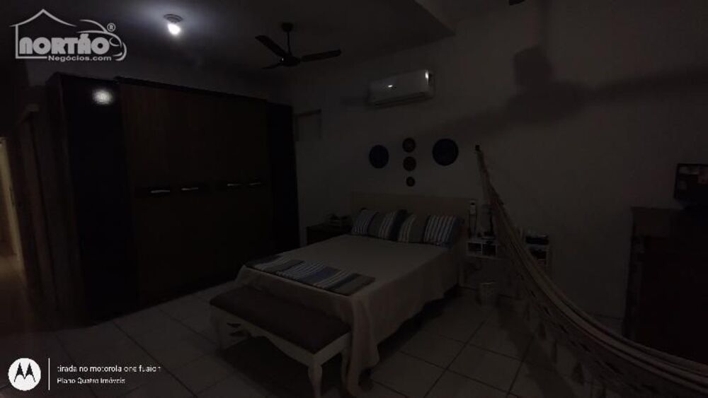 Casa à venda com 4 quartos, 200m² - Foto 4
