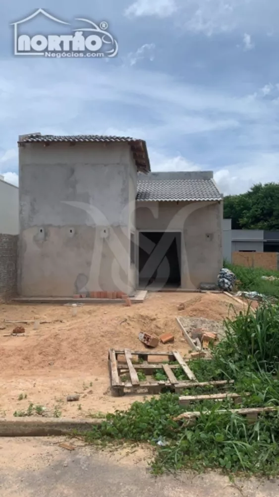 Casa à venda com 3 quartos, 63m² - Foto 3