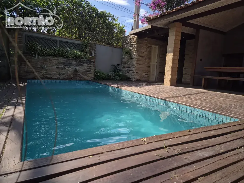 Casa, 3 quartos, 600 m² - Foto 2