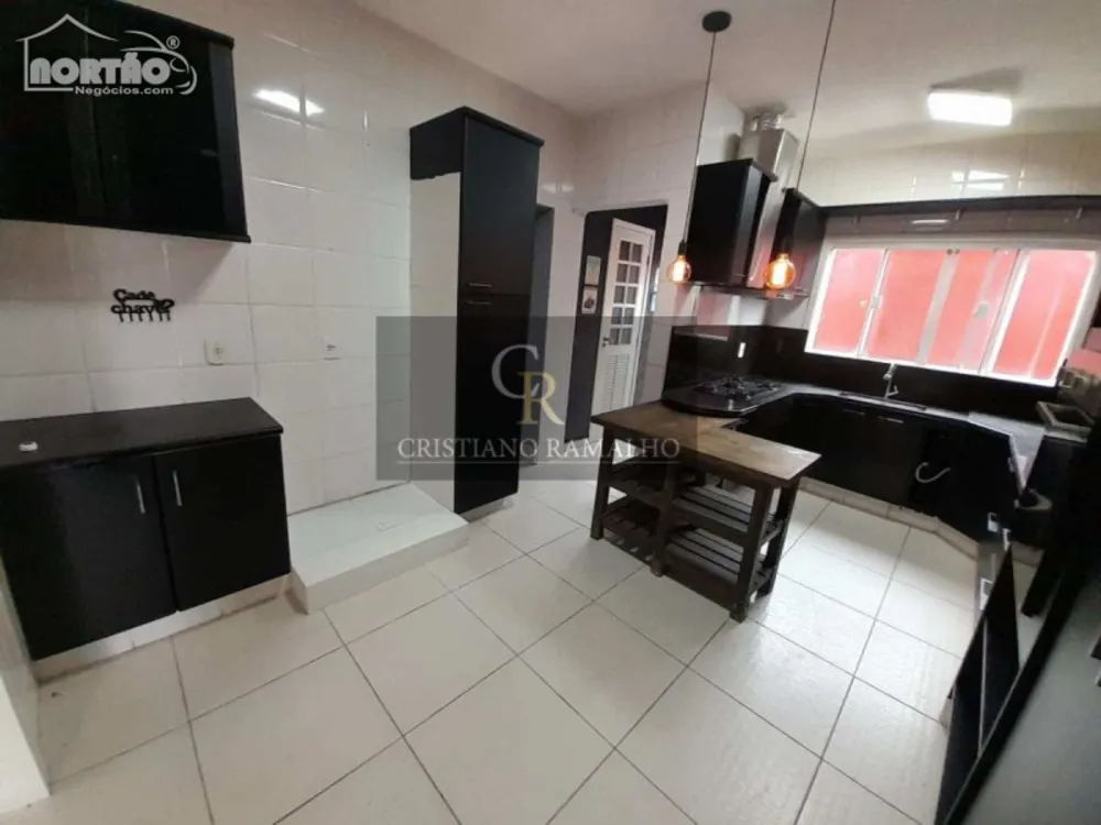 Casa, 7 quartos, 130 m² - Foto 10