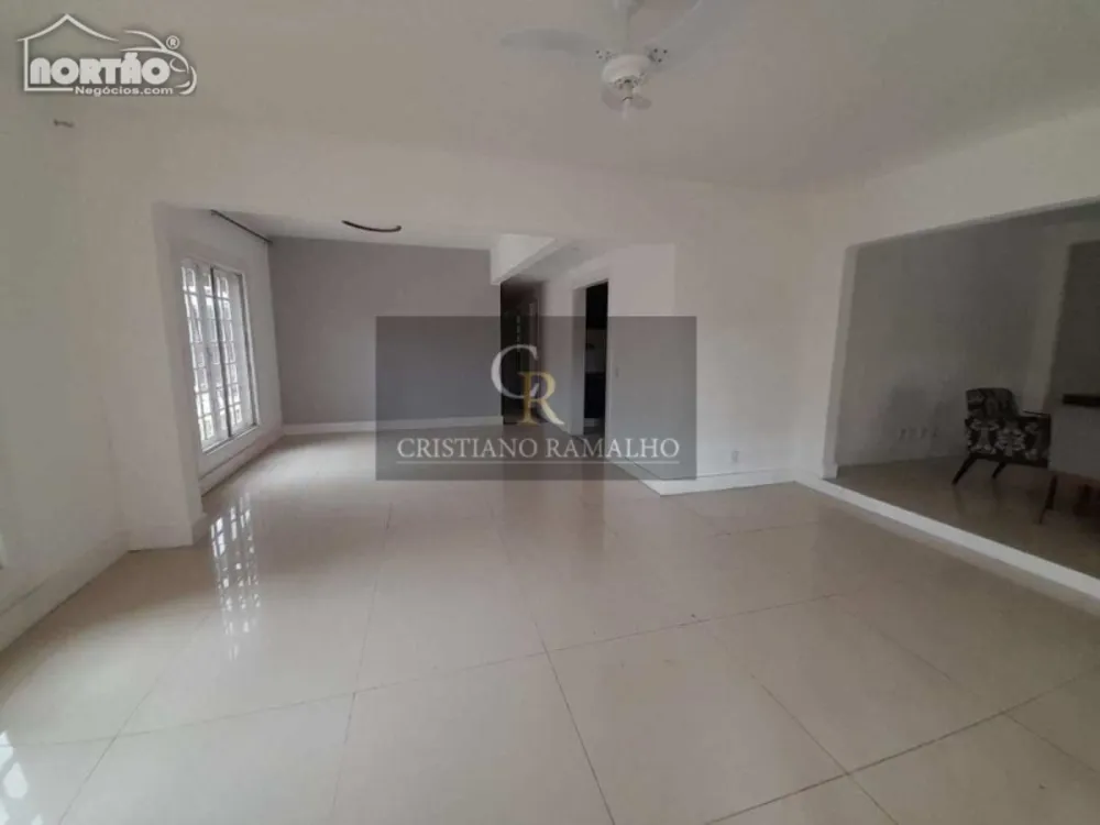 Casa, 7 quartos, 130 m² - Foto 4