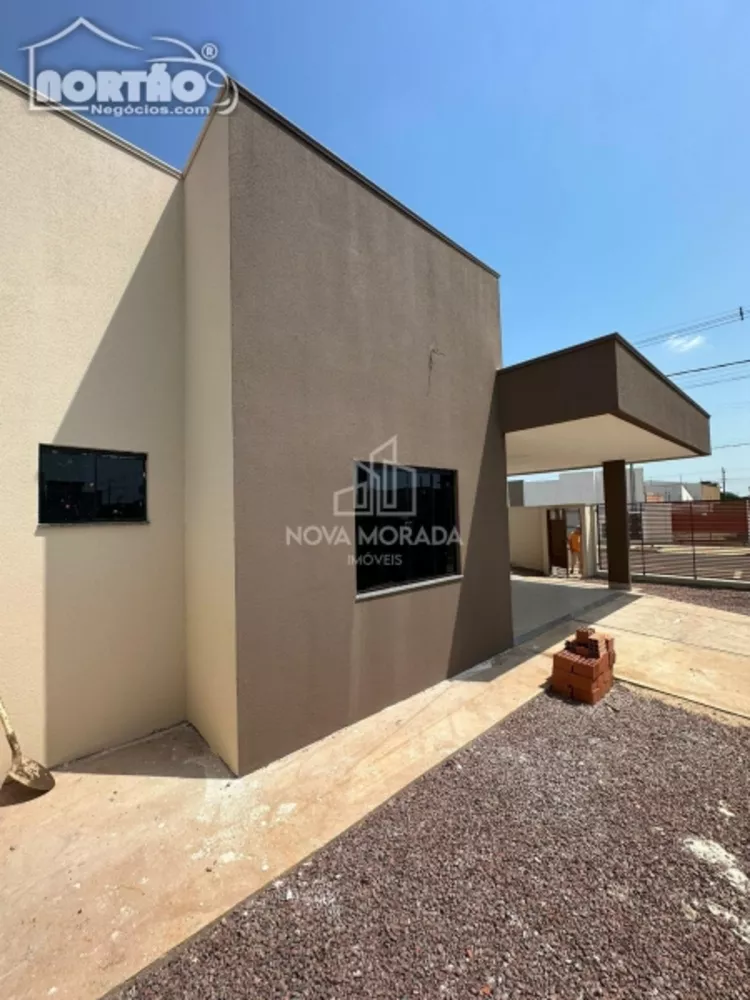 Casa à venda com 4 quartos, 136m² - Foto 4