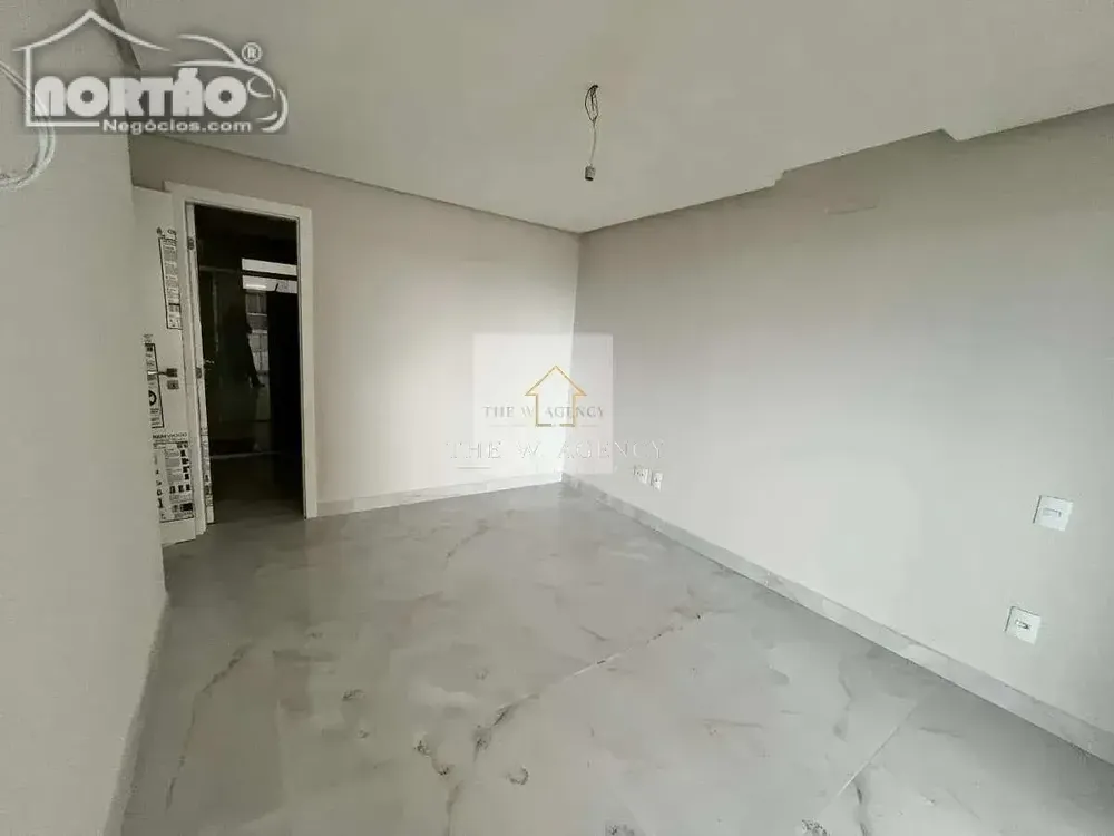 Casa, 4 quartos, 238 m² - Foto 7