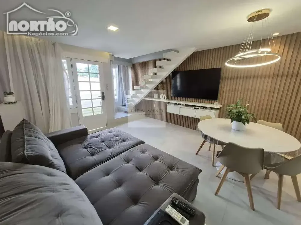 Casa, 2 quartos, 98 m² - Foto 1